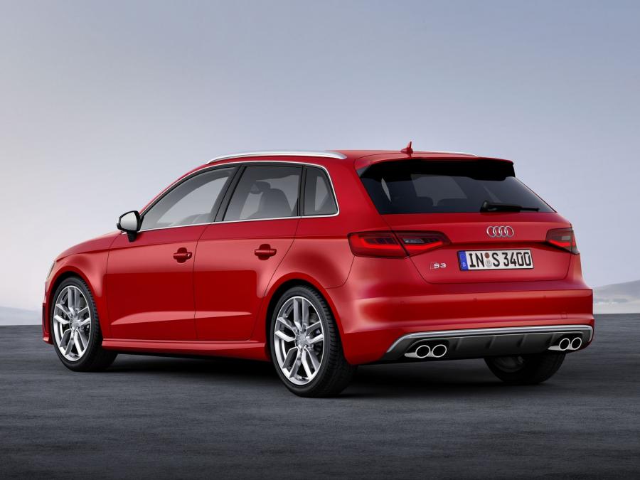  Audi S3 Sportback (8V) 2013 года  (WW) (фото 16 из 35)